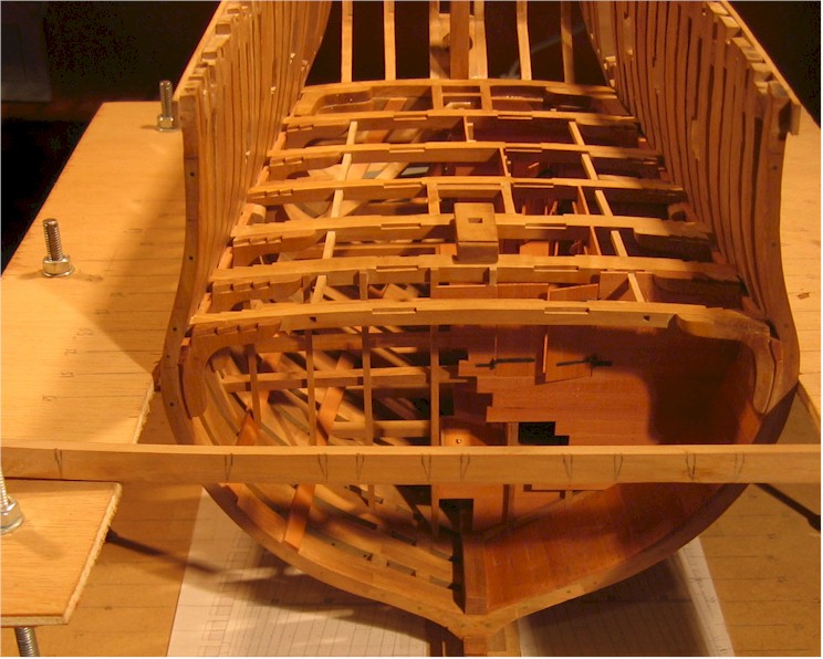 http://www.dutreix.eu/modelisme/GV/perso/Gros%20Ventre%20goutti%E8re%20005s.jpg
